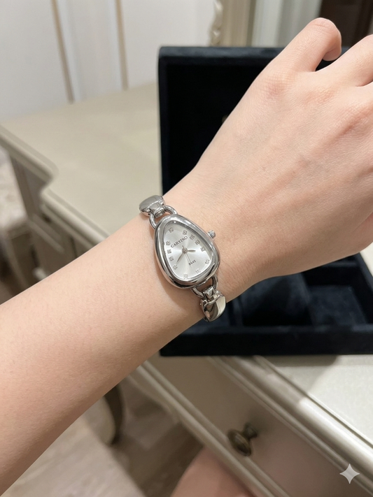 Silver Muse